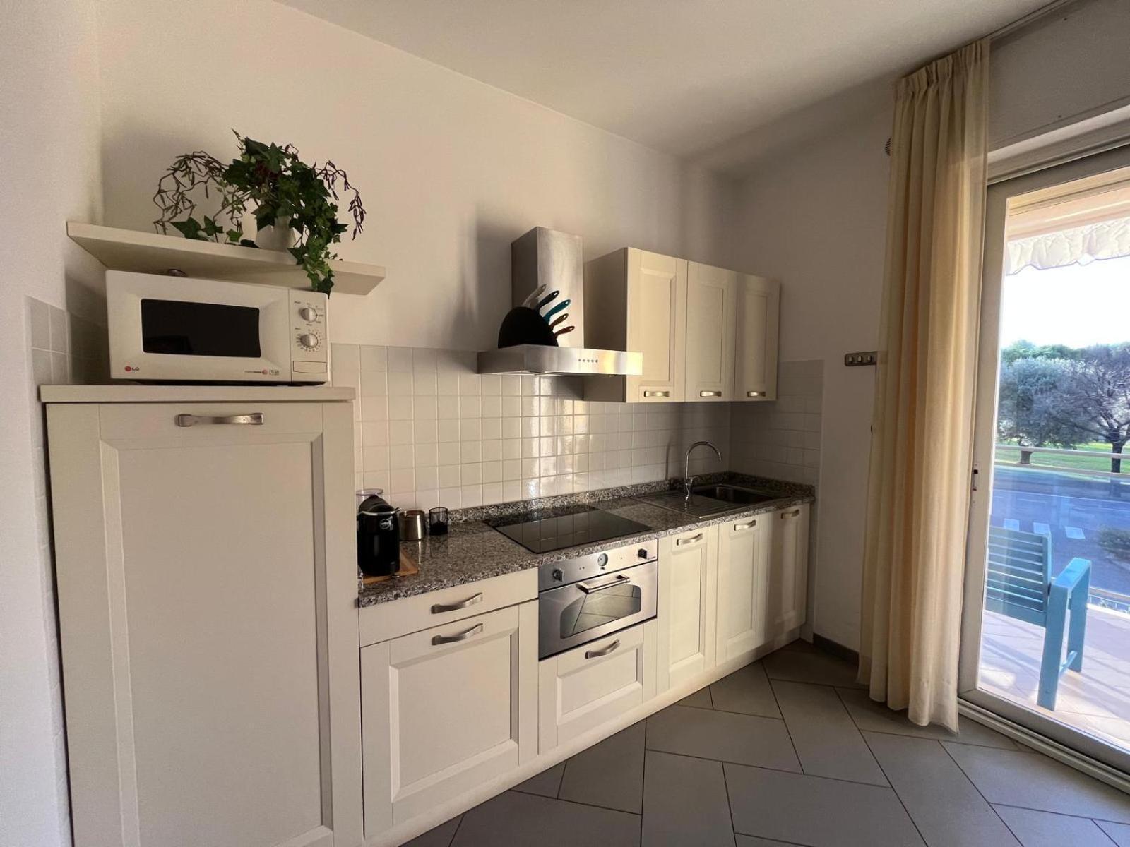 Dea Apartments Albenga Eksteriør bilde